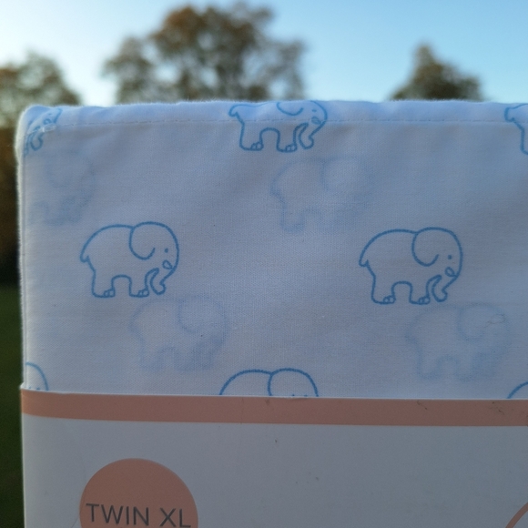 NEW Ivory Ella Twin XL Bed Sheets Save the Elephants Blue Print 100% Cotton RARE - Picture 3 of 6